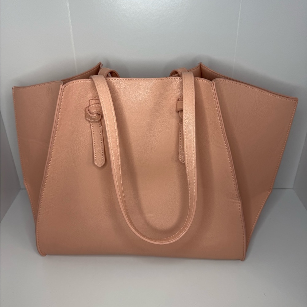 🌸 Charming Charlie Blush Pink Tote 🌸